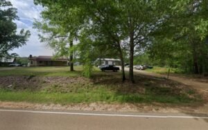 Sullivan's Auto Repair-Wrecker tow service company in Meadville, Mississippi offering 24 hour towing near me