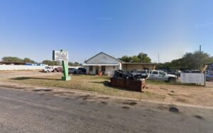 Pickrell Wrecker Services tow service company in Sweetwater, Texas offering 24 hour towing near me