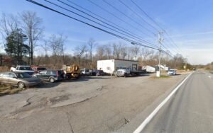 Clayton's Garage tow service company in Fincastle, Virginia offering 24 hour towing near me