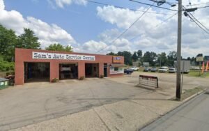 Sam's Auto Services Center tow service company in Union City, Pennsylvania offering 24 hour towing near me