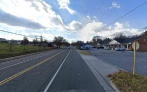 R&K Towing & Recovery tow service company in Woodstock, Virginia offering 24 hour towing near me