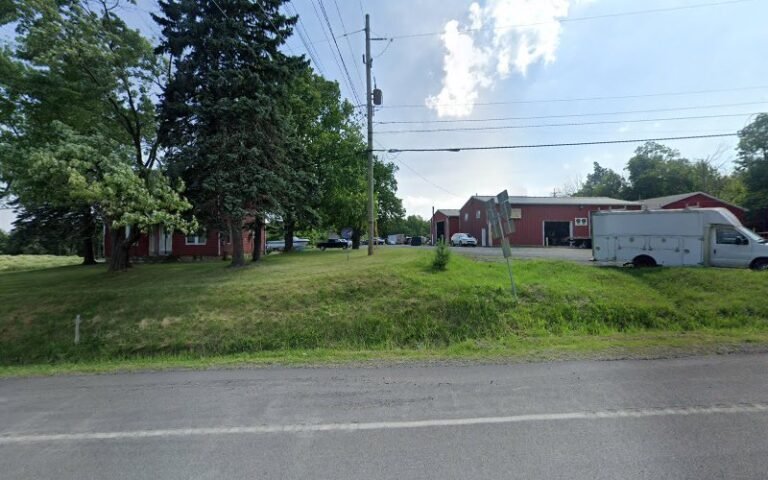 Goodban Body Shop Tow Service in North East, Pennsylvania
