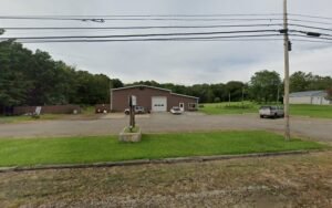 Johnnie's Auto Services tow service company in New Florence, Pennsylvania offering 24 hour towing near me
