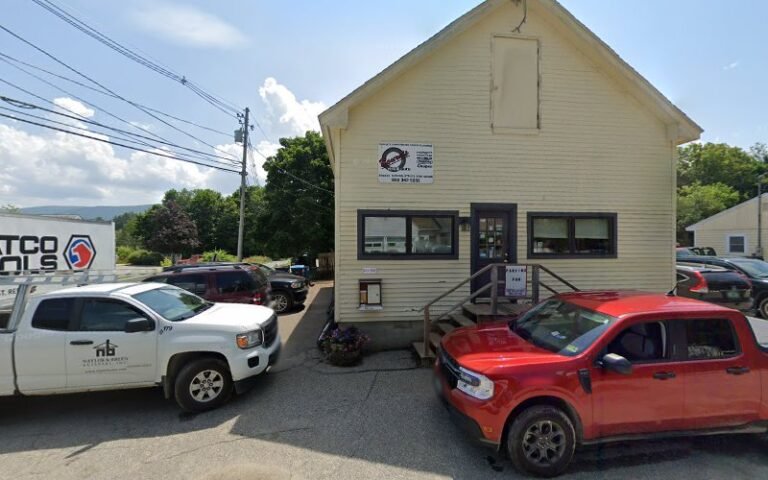 Bourn’s Tire & Auto Center Tow Service in Manchester Center, Vermont