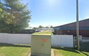 Schwartz 24 Hr Wrecker Services tow service company in Salem, Missouri offering 24 hour towing near me