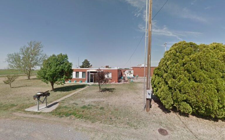 Moser Dozer Services LLC Tow Service in Alva, Oklahoma