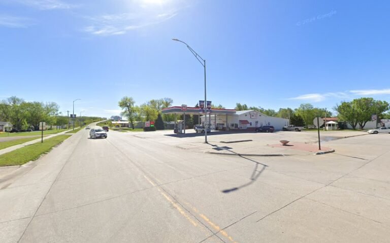 Lane’s Repair Tow Service in Decatur, Nebraska