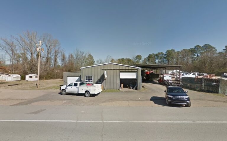 Freer Wrecker Service Tow Service in Fordyce, Arkansas