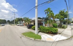 TOW LAND L.L.C tow service company in Fort Lauderdale, Florida offering 24 hour towing near me