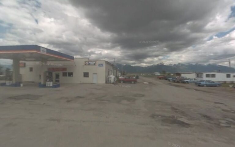 Charlo Pump -N- Tow Tow Service in Charlo, Montana