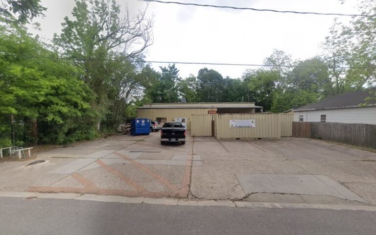 Minuteman Roadside & Towing Services Tow Service in Conroe, Texas