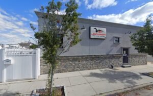 Alpine Collision and Towing tow service company in Baldwin, New York offering 24 hour towing near me