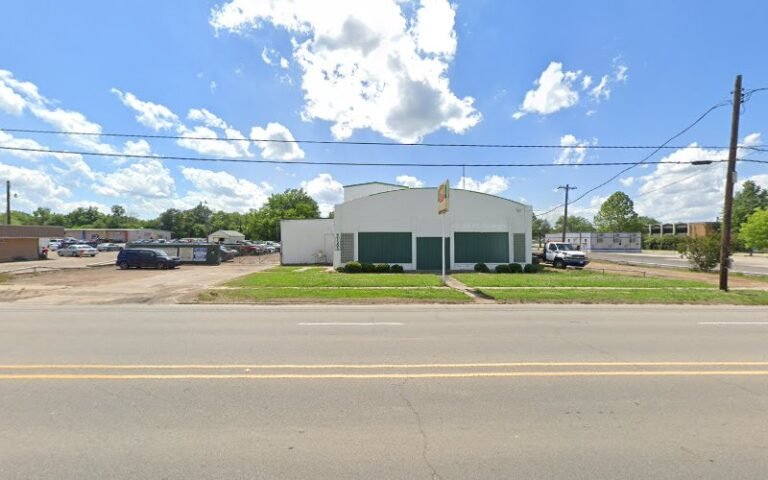 robert’s wrecker – towing service located in paris tx Tow Service in Paris, Texas
