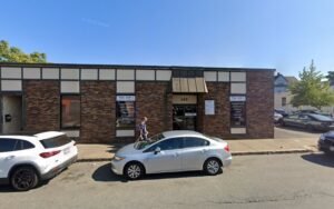 FRIENDS AUTO REPAIR TOW SERVICES tow service company in Malden, Massachusetts offering 24 hour towing near me
