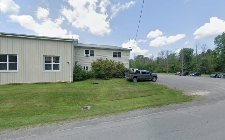 Waterport Truck Repair, Inc. Tow Service in Waterport, New York