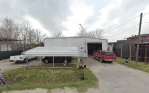 David & Son wrecker svs tow service company in Houston, Texas offering 24 hour towing near me