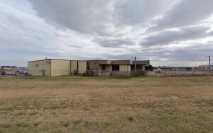 C&R Tire And Auto tow service company in Hooker, Oklahoma offering 24 hour towing near me