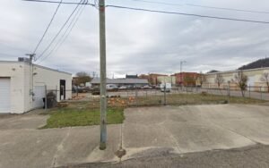 McKenzie Towing & Recovery LLC tow service company in Portsmouth, Ohio offering 24 hour towing near me