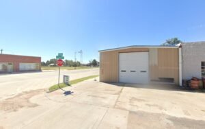 Boise City Body Shop and Wrecker Service tow service company in Boise City, Oklahoma offering 24 hour towing near me