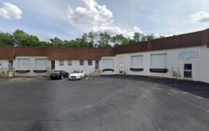 Ms.Patty's Towing And Transport LLC tow service company in Huntingdon Valley, Pennsylvania offering 24 hour towing near me