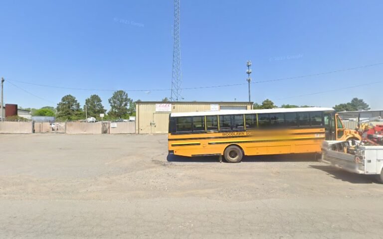 Lusby Towing Tow Service in White Hall, Arkansas