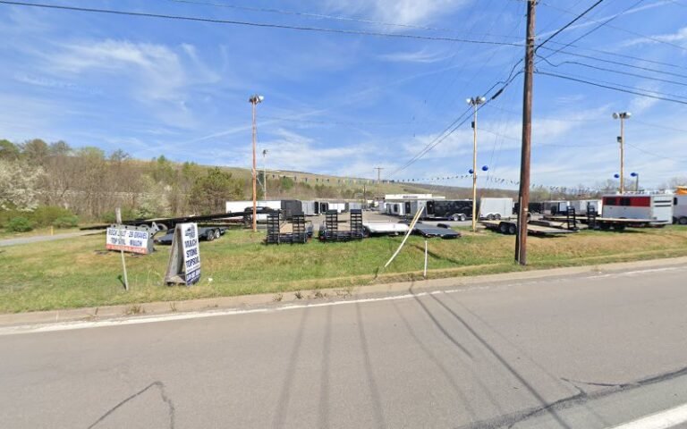 Nomadic Towing and Recovery LLC Tow Service in Taylor, Pennsylvania