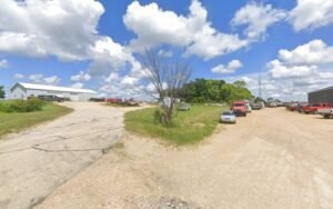 James Tractor & Truck Repair tow service company in Highland, Wisconsin offering 24 hour towing near me