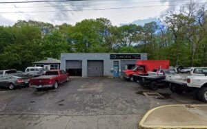 Limitless Towing & Repair tow service company in Shelton, Connecticut offering 24 hour towing near me