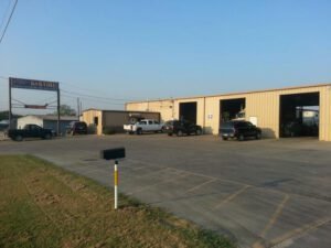K & S Tire Towing & Recovery, Inc. tow service company in Corsicana, Texas offering 24 hour towing near me