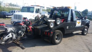 Eastcoast towing tow service company in Boston, Massachusetts offering 24 hour towing near me