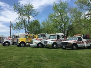 Kelly's Auto Repair & Towing tow service company in Vandalia, Illinois offering 24 hour towing near me