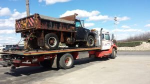 Mid-Iowa Towing tow service company in Des Moines, Iowa offering 24 hour towing near me