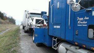 Peggy Ann Truck Shop Wrecker Service tow service company in Rockwood, Tennessee offering 24 hour towing near me