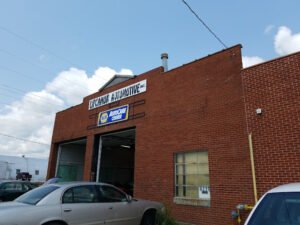 Lipcamon Automotive Inc tow service company in Pittsfield, Illinois offering 24 hour towing near me
