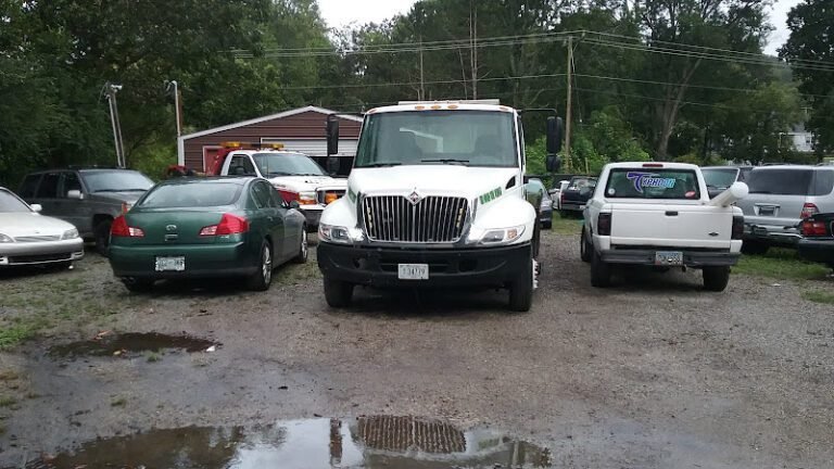 Chattanooga Towing & Recovery Tow Service in Chattanooga, Tennessee