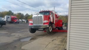 Underwood's Towing Inc tow service company in Warren, Ohio offering 24 hour towing near me