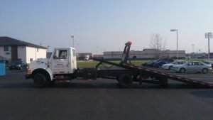 After Hours Towing and Roadside Assistance tow service company in Morocco, Indiana offering 24 hour towing near me