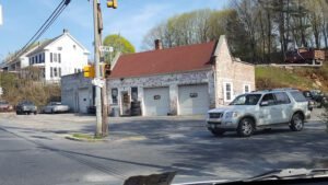 Windsor Service Station tow service company in Windsor, Pennsylvania offering 24 hour towing near me