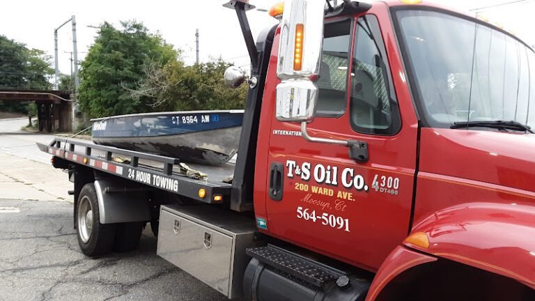 T&S Oil Tow Service in Moosup, Connecticut