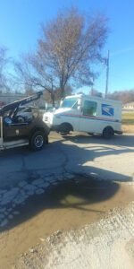 Double Eagle Towing tow service company in Aurora, Missouri offering 24 hour towing near me