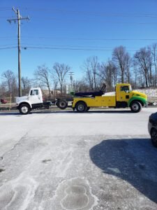 Cummings Towing & Recovery tow service company in Worthville, Kentucky offering 24 hour towing near me