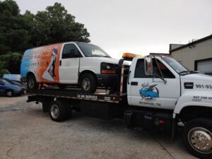 Flash Transportation Company tow service company in Memphis, Tennessee offering 24 hour towing near me