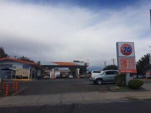 76 tow service company in Reno, Nevada offering 24 hour towing near me