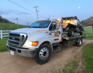 T&G Towing LLC tow service company in Gray, Tennessee offering 24 hour towing near me