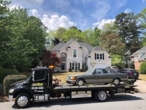 Mr. Tow It All Wrecker Service of Shawnee roadside assistance / mobile mechanic tow service company in Shawnee, Oklahoma offering 24 hour towing near me