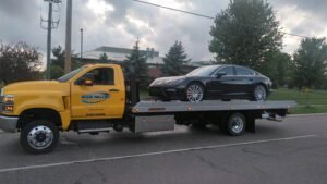 J&S TOWING tow service company in St Pauls, North Carolina offering 24 hour towing near me