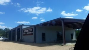 Rocky Auto and Performance tow service company in Monticello, Mississippi offering 24 hour towing near me