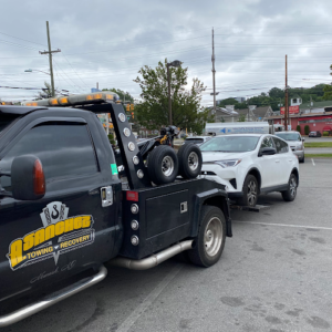 A Sanchez towing and Recovery LLC tow service company in Newark, New Jersey offering 24 hour towing near me