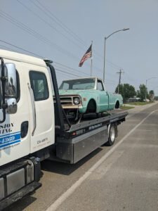 Dan's Mission Towing tow service company in Sacramento, California offering 24 hour towing near me