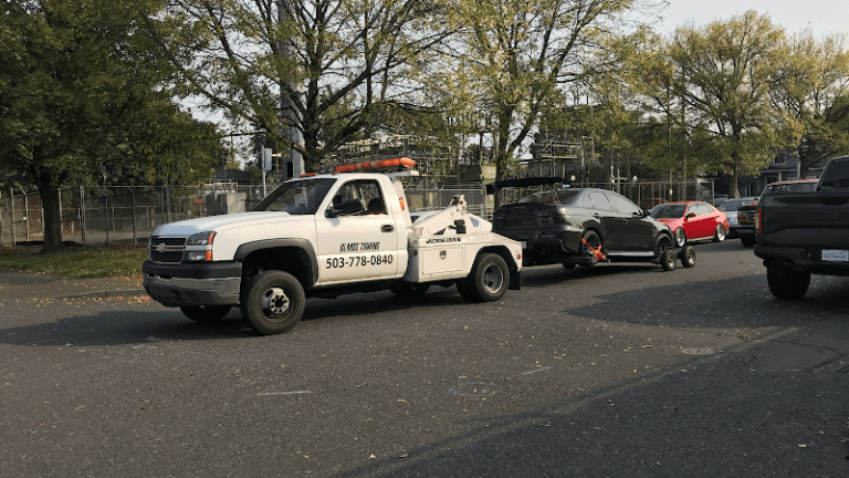J&M Towing Enterprises, Inc Tow Service in Romulus, Michigan